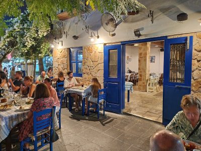 Tony's Taverna