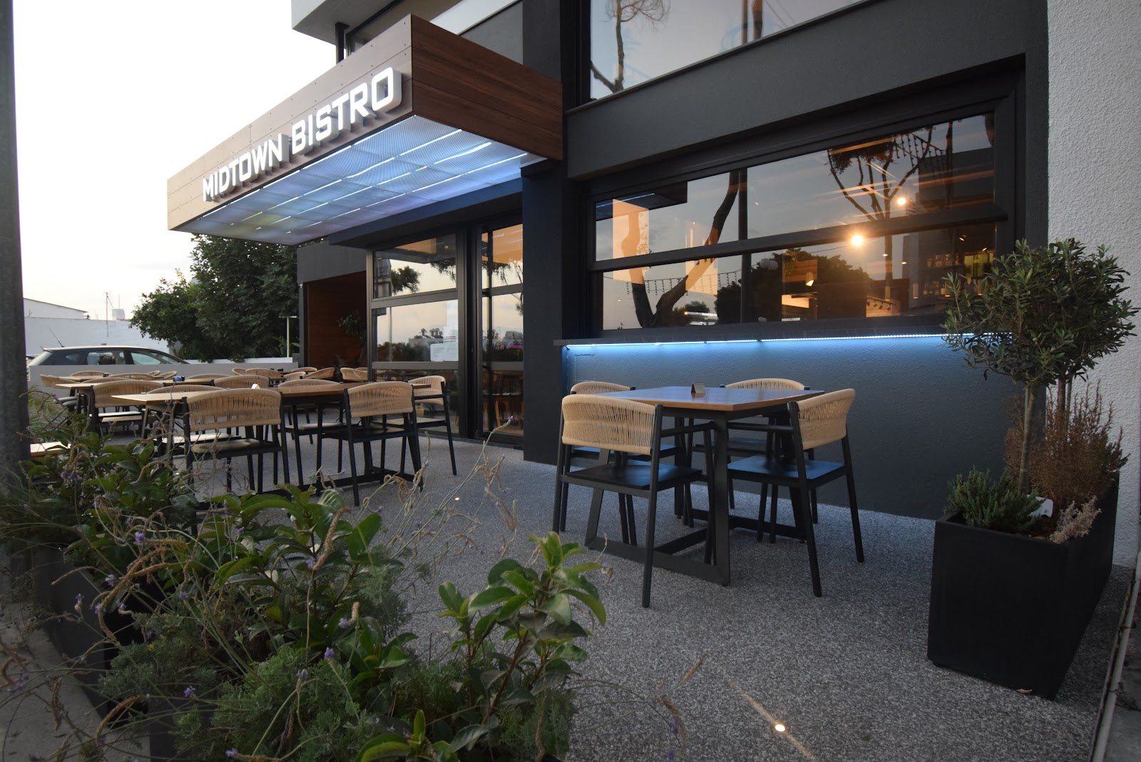 Midtown Bistro